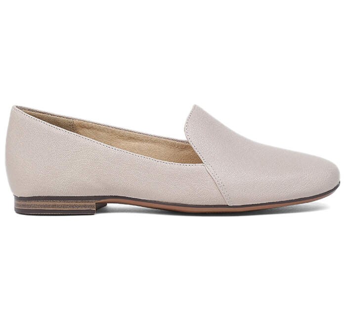 Bata Naturalizer Beige Loafers For Women in Jaipur at ₹ 5,819