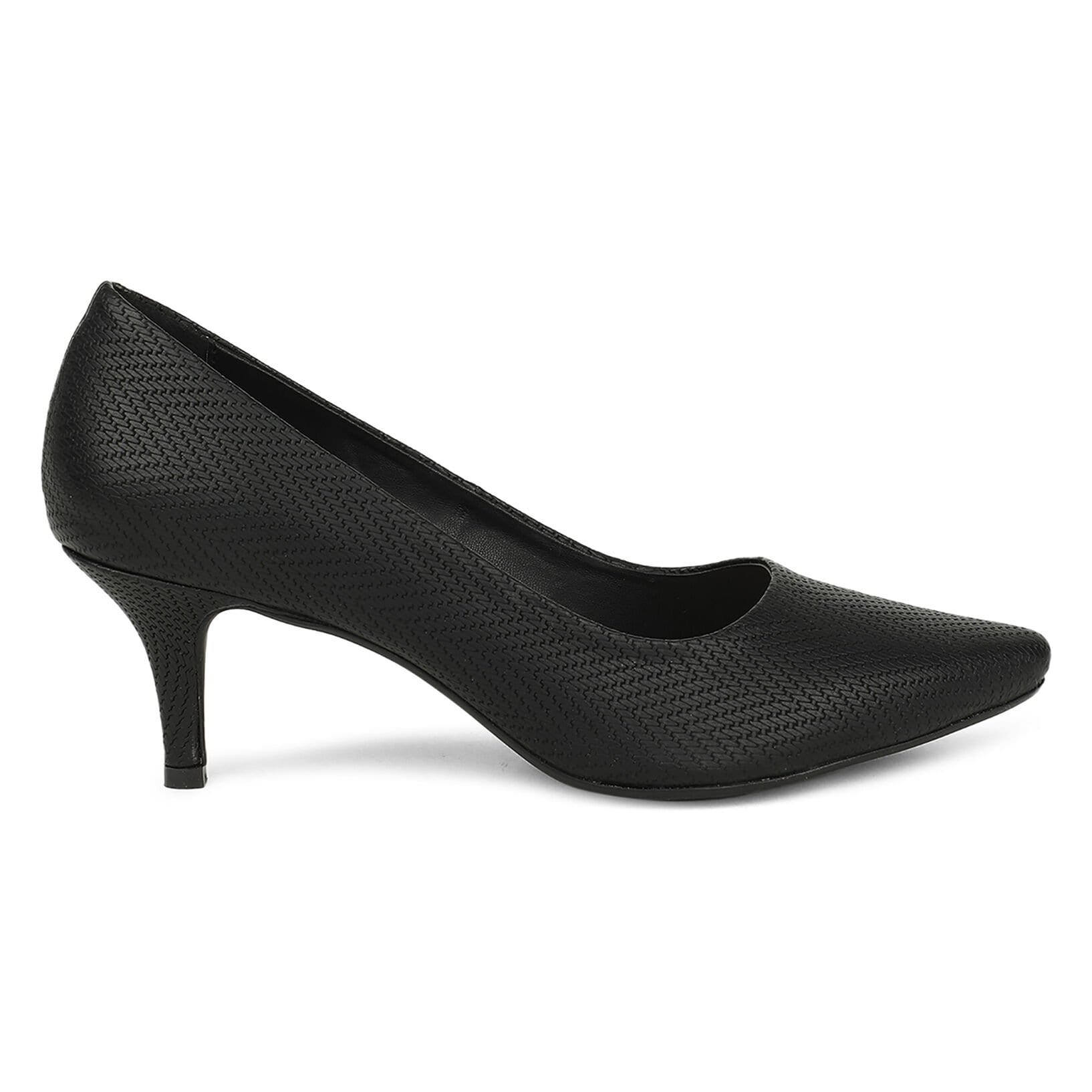 Bata Black Pump For Women (Black, 8) in Chennai at ₹ 2,349
