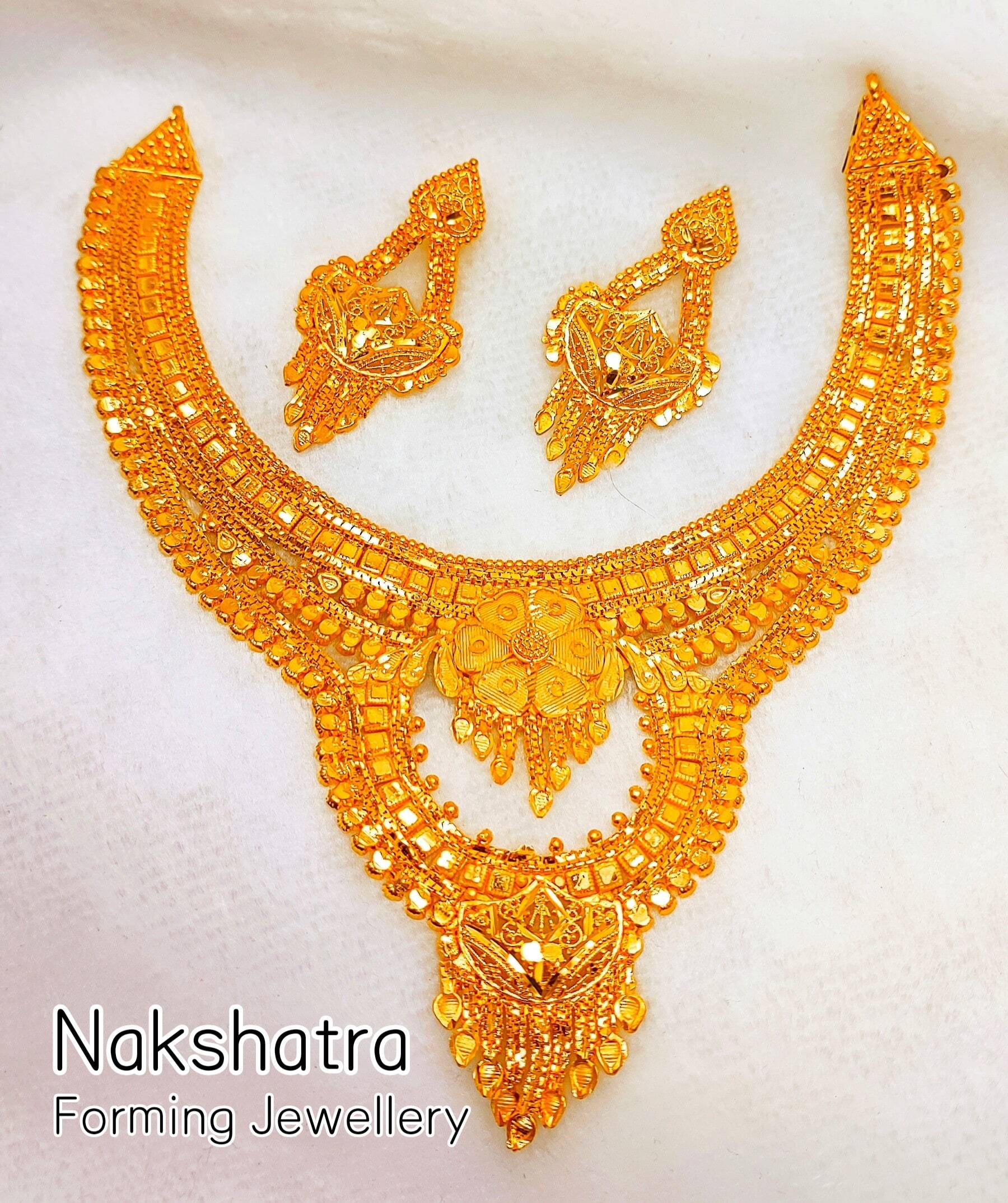 Big Half Set in Mumbai at ₹ 650 ₹ 900 Pc by Om Sai Gold