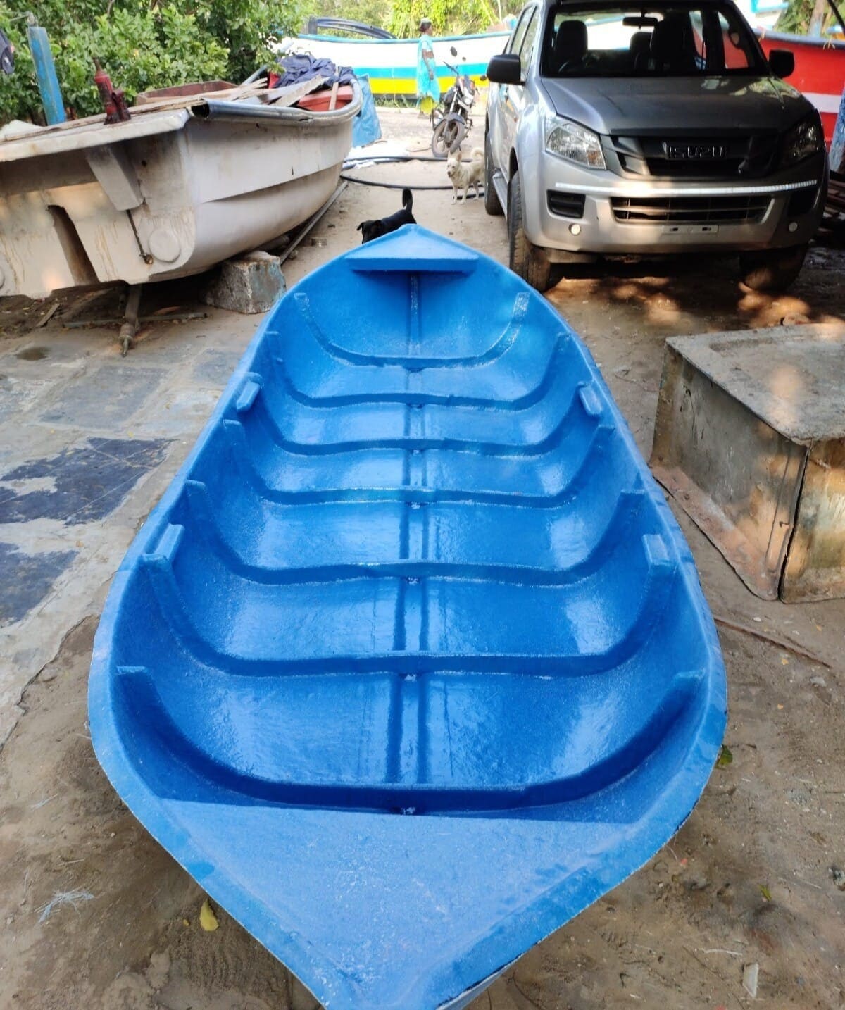 Blue FRP Rowing Boat, Size: 16 feet in Thoothukudi at ₹ 30,000