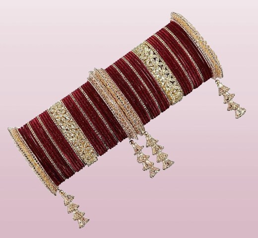 Bridal Latkan Chura Maroon Inch in Jaipur at ₹ 100 ₹ 1,000 - Main Image