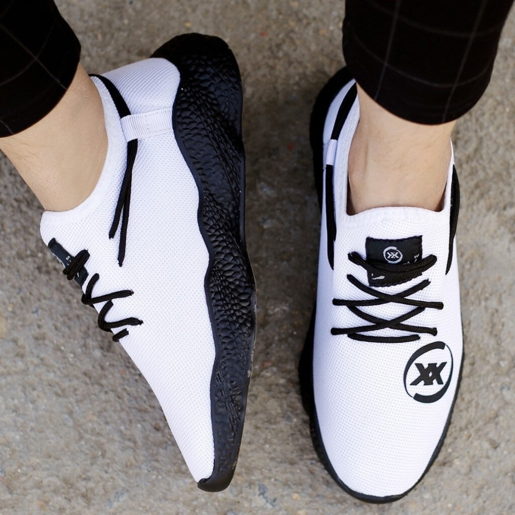 BXXY A693 Mens Sport Shoes White-Black in Agra at ₹ 325 Pr by