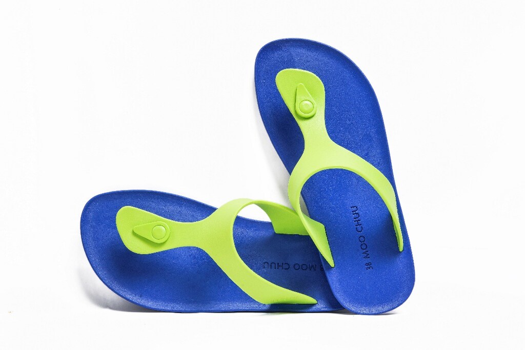 Candy Blue Sole Lime Strap Sleeper in Hyderabad at ₹ 799 Unit