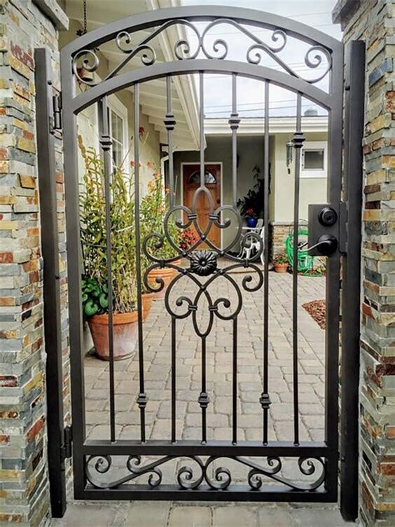 Cast Iron Grill Gate Design For Home in Guntur at ₹ 70 ₹ 180