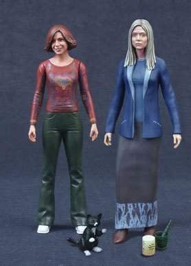 Buy Cinequest Com Exclusive Buffy The Vampire Slayer Willow Amp Tara Together Forever Action Figure 2 Pack Features Price Reviews Online In India Justdial
