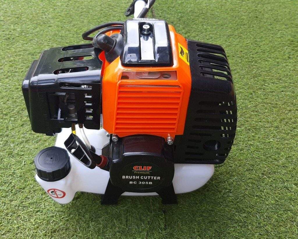Clif 1200W Gasoline-Powered Brush Cutter in Goa at ₹ 7,500 Unit - Main Image