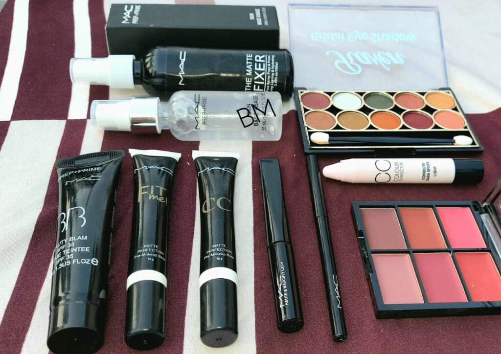 Revlon Makeup Kit In Mumbai Saubhaya Makeup