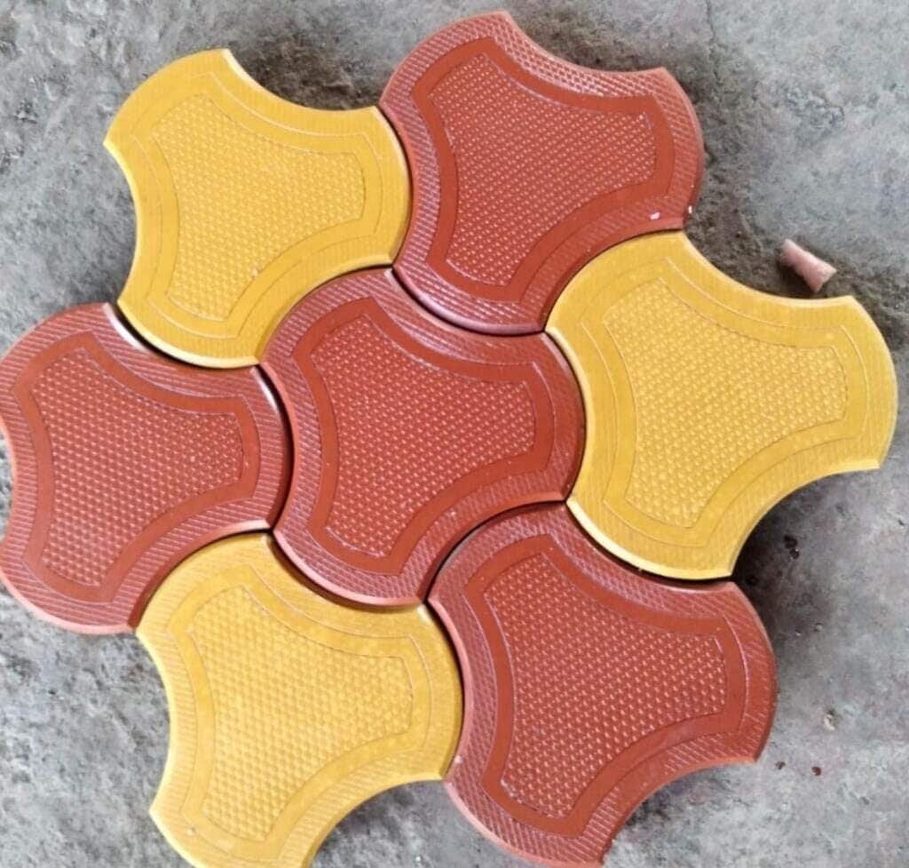 Cosmic Shape Decorative Interlocking Paver Block