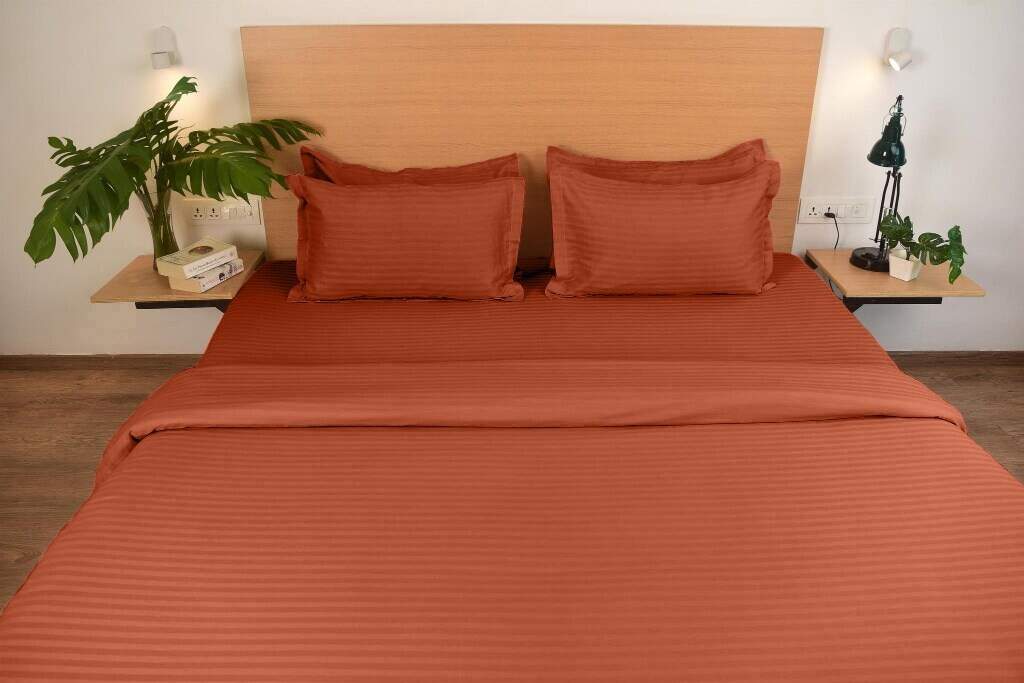 COTTON STRIPED 220 TC BEDSHEET - RUST 