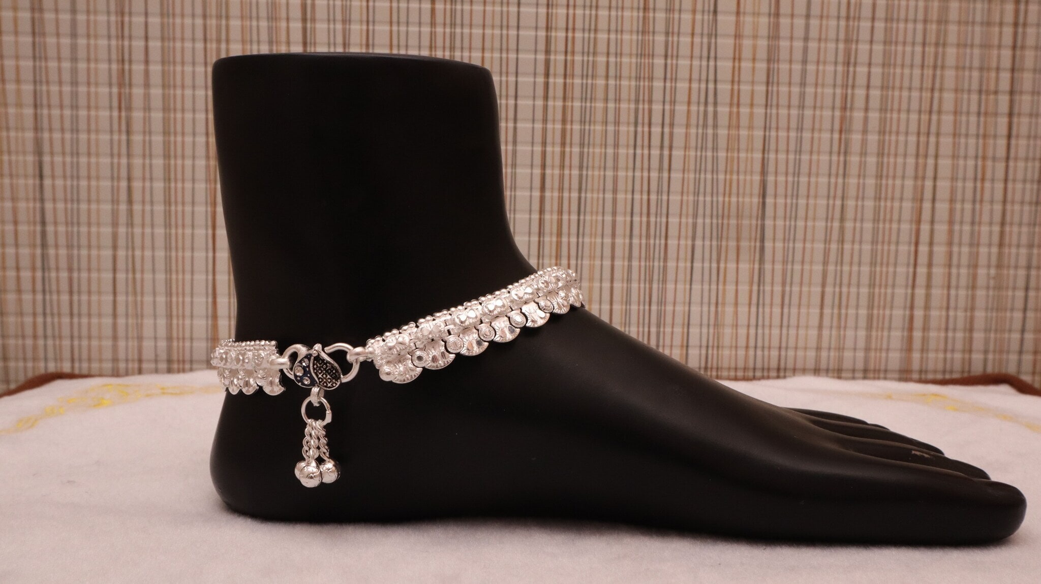 Payal Design Latest Stylish D PANKHA DALIYO SADO PAYAL In Rajkot - Main Image