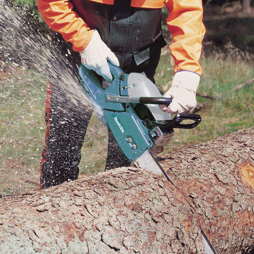 Petrol Chainsaw Makita 20 Inch Chainsaw Makita DCS7300 Petrol