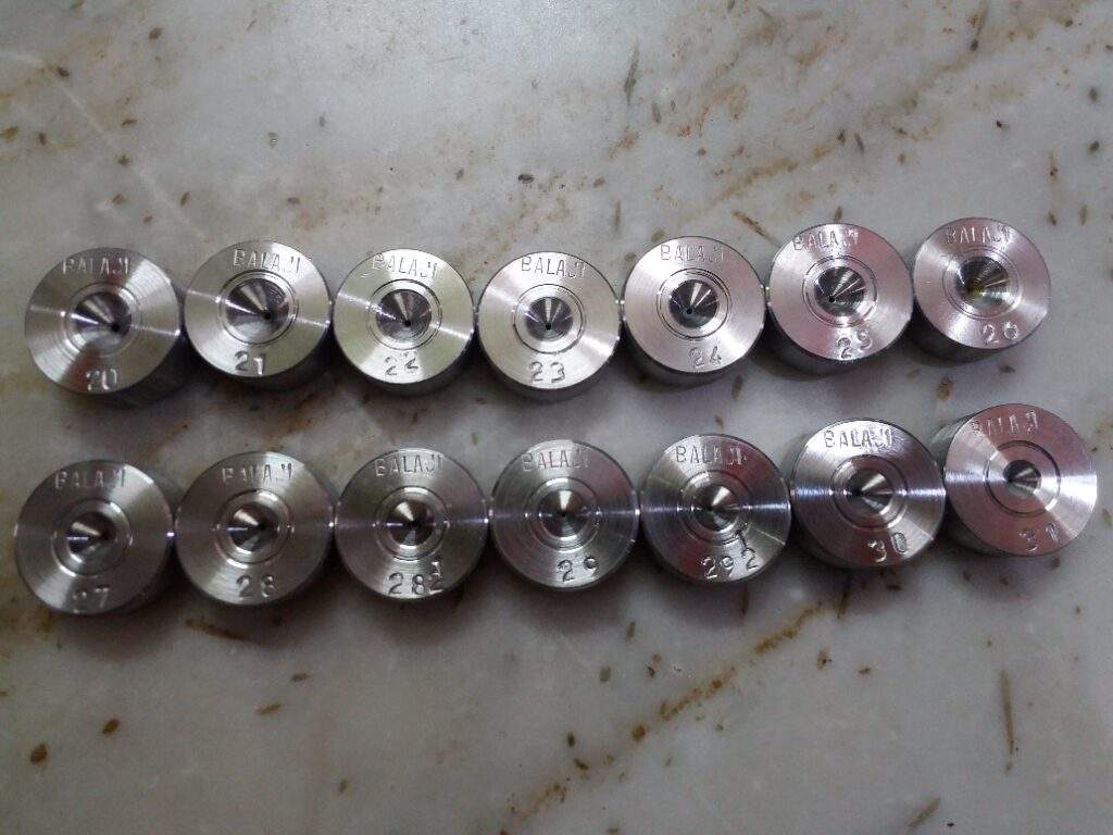 PCD Round Diamond Wire Drawing Die 0.5mm-10mm in Delhi at ₹ 299 / Pc by  Balaji Wire Drawing Dies & Tools - Justdial