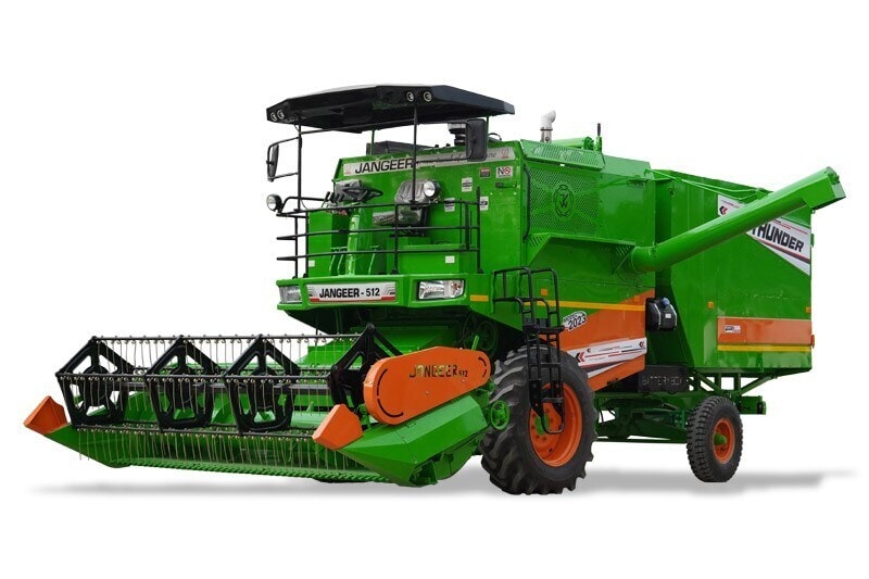 Diesel Powered Agricultural Harvester 3 x 2 x 2.5 Meters in Satara