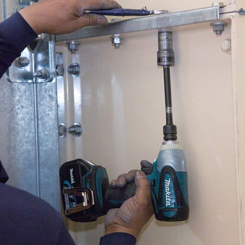 Makita DTW251RME Cordless Impact Wrench in Mumbai at ₹ 36,666