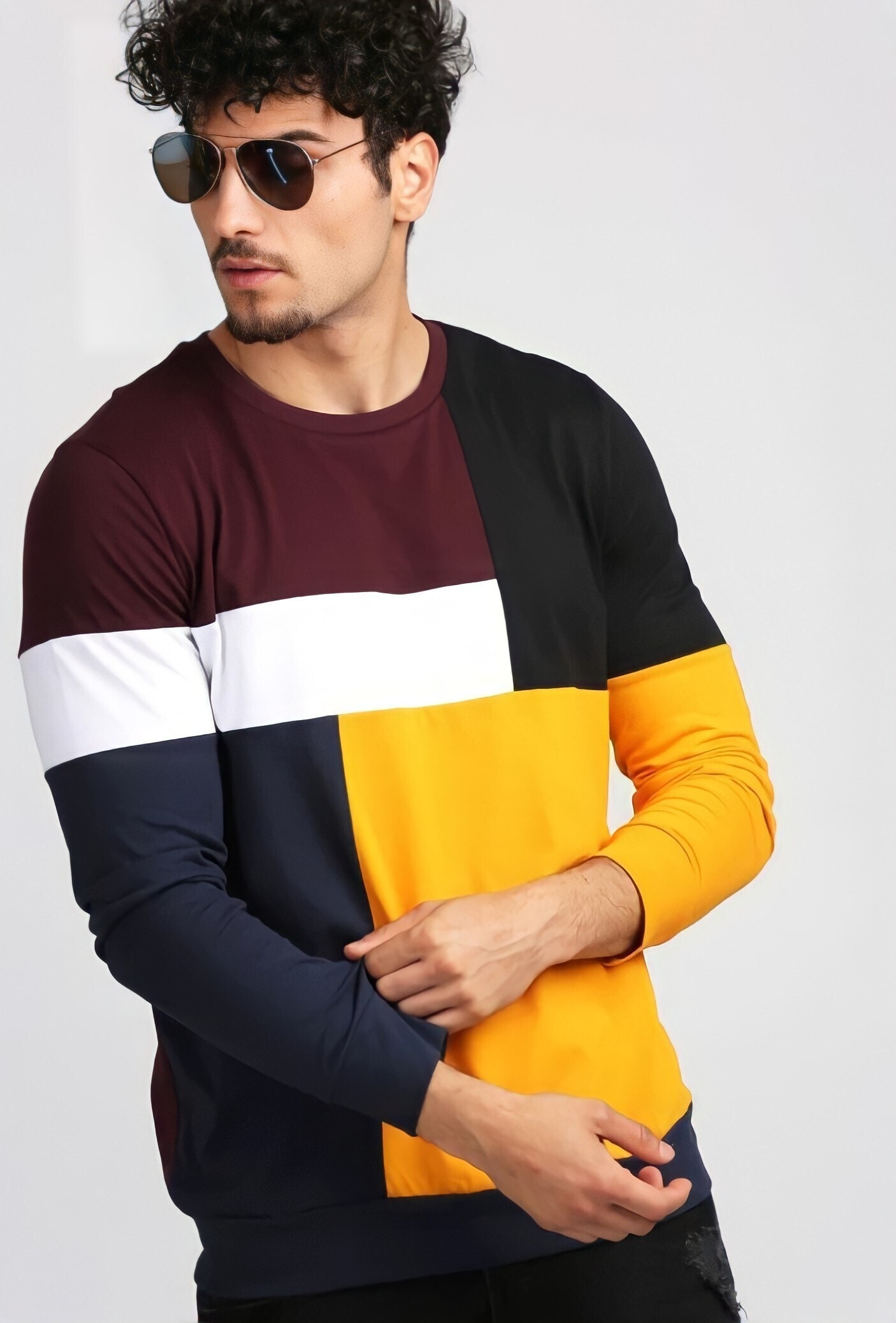 Elabot Men Color Block Round Neck Multicolor T-Shirt (L) in Delhi