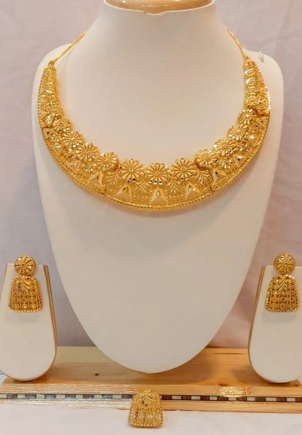 Elegant Gold Plated Necklace Set With Earring in Hyderabad at
