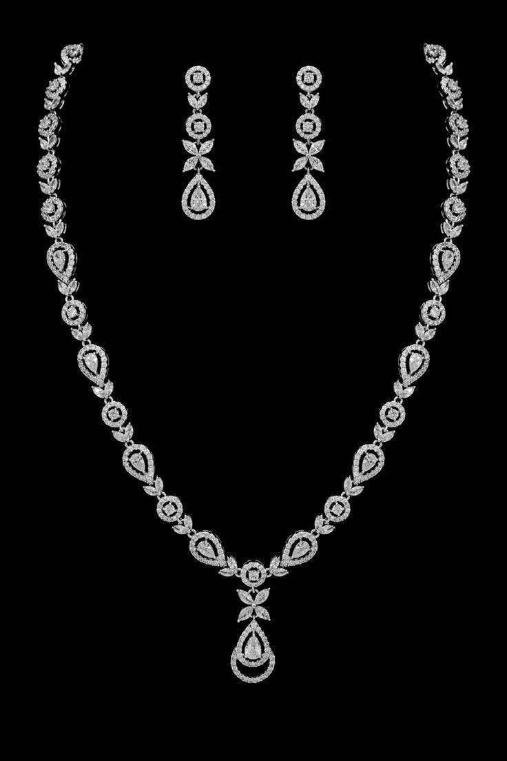 Fancy Engraved Stone Jewellery Neckless Silver in Howrah at ₹ 300