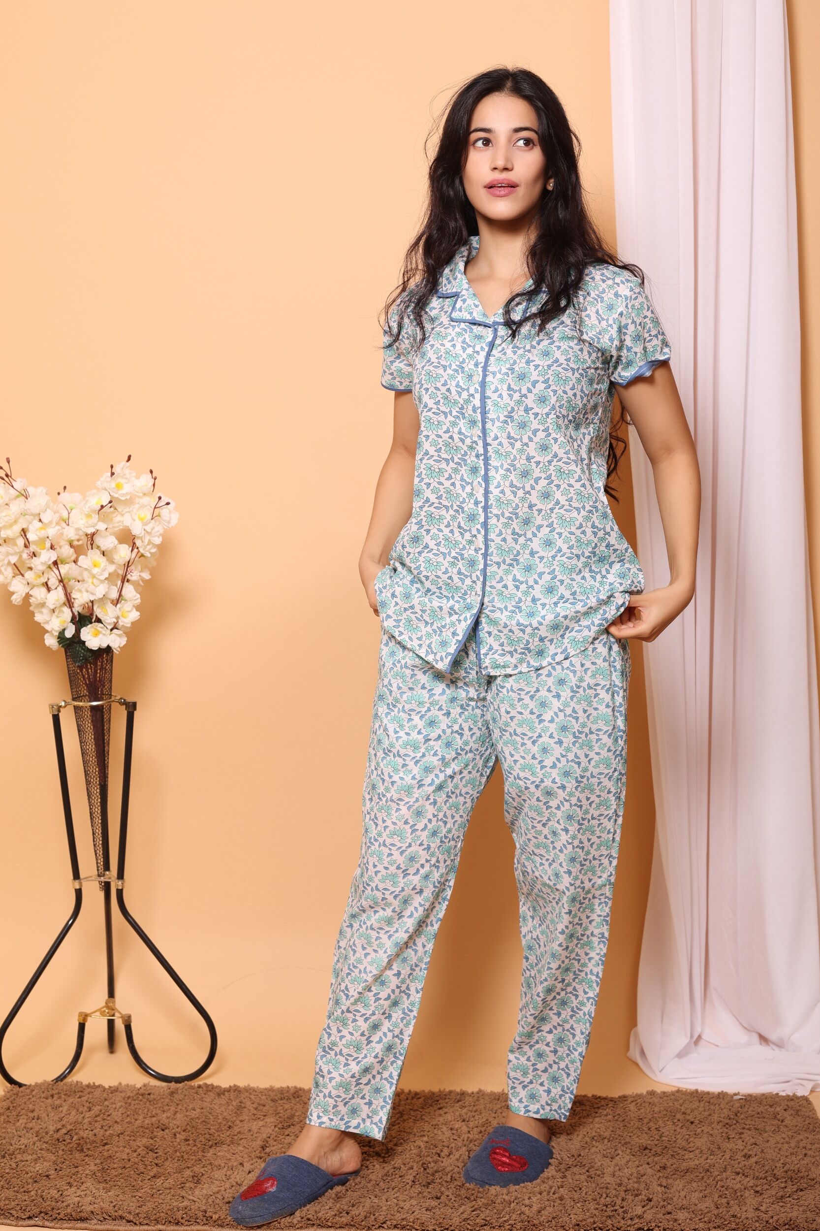 Fast Color Printed Cotton Night Suit Set With Shorts And Pyjama