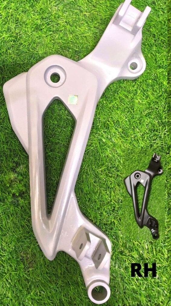 Pulsar 135 Ls Footrest Foot Rest Bracket Bajaj Pulsar 135CC (RH