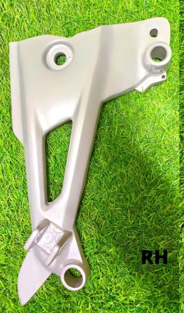 Motorcycle Parts Pulsar 150 Footrest Rubber Foot Rest Bracket