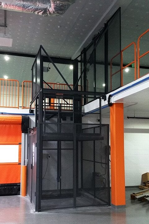 The Power Of Hydraulic Freight Lifts: Enhancing Warehouse Efficiency