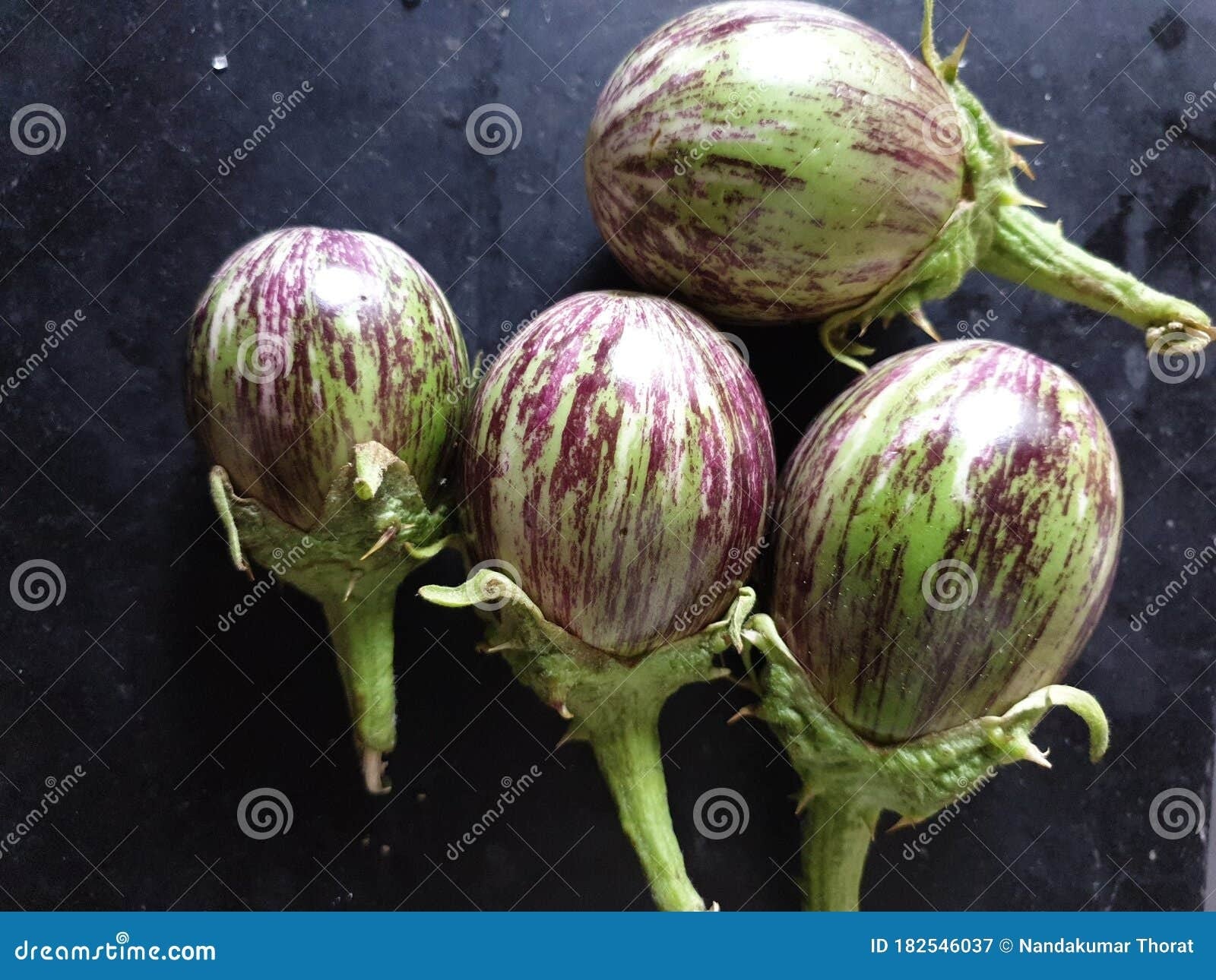 Fresh White Baigan (Brinjal) kg in Delhi at ₹ 50 ₹ 80 Kg - Main Image