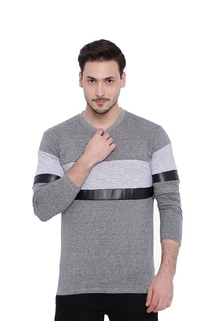 Full Sleeves Mens Knitted T Shirt (Grey And Black) in Delhi at