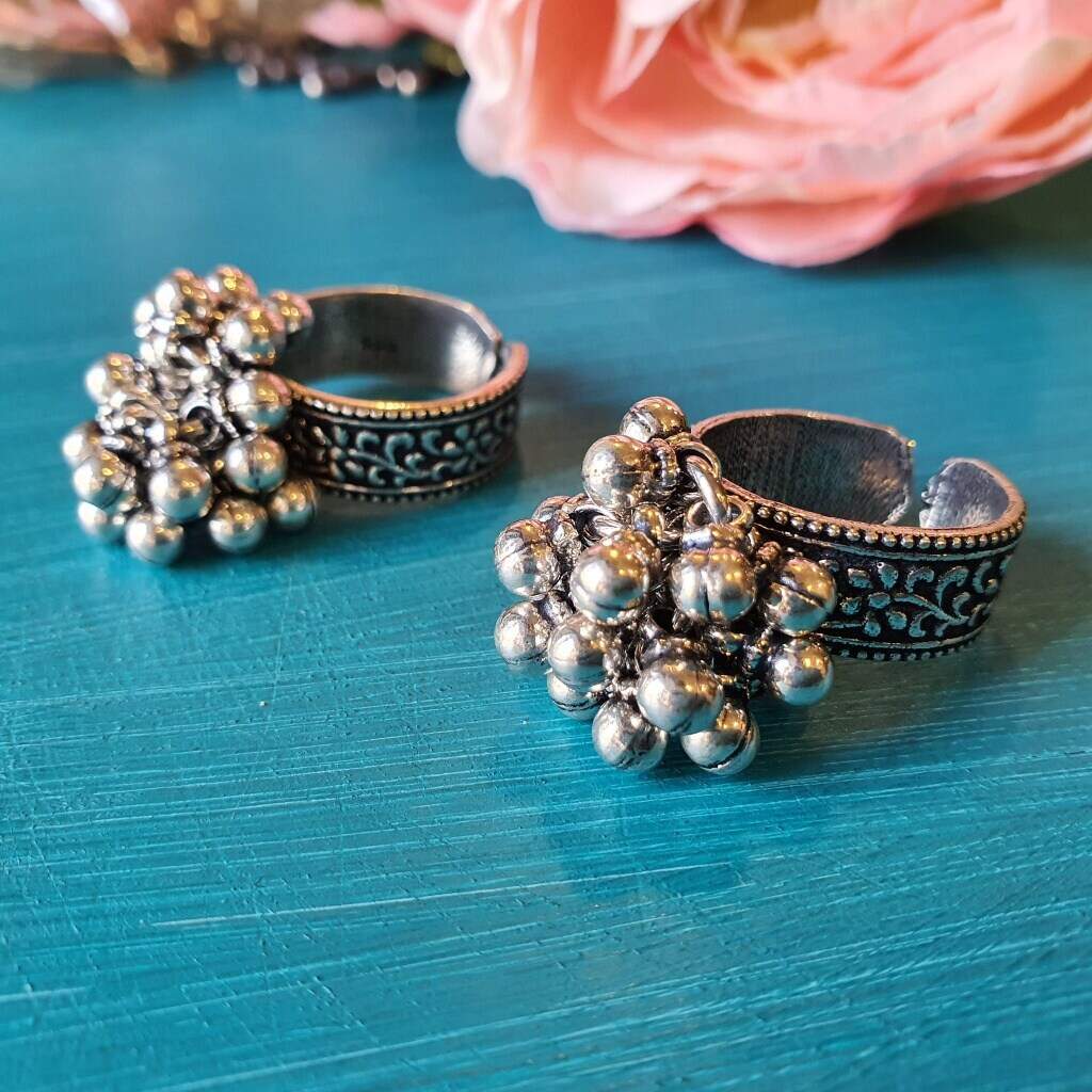 The toe finger in Satna at ₹ 2,800 Set by