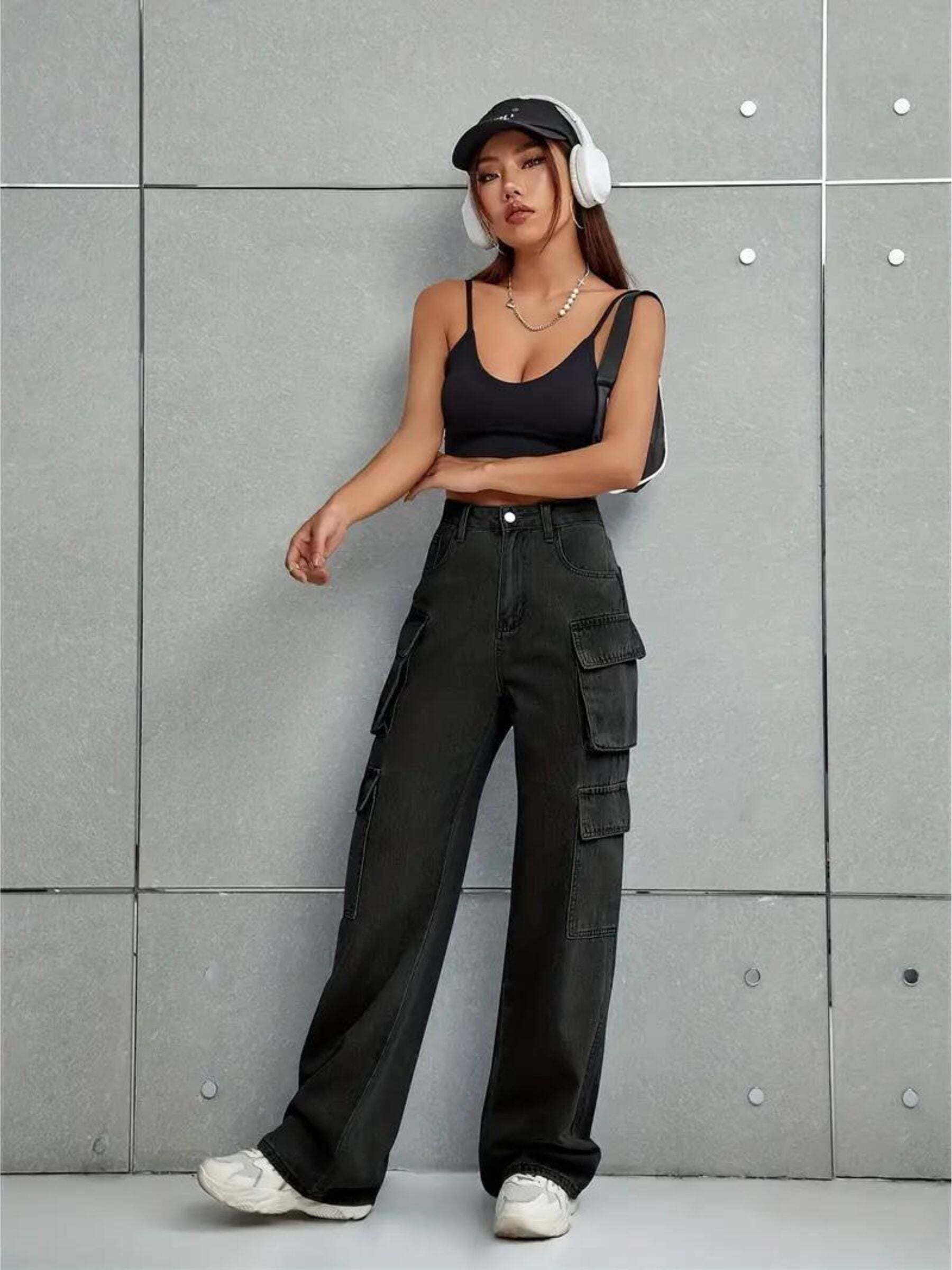 Glossia Fashion Black Voyager Vixen Cargo Pants in Delhi at