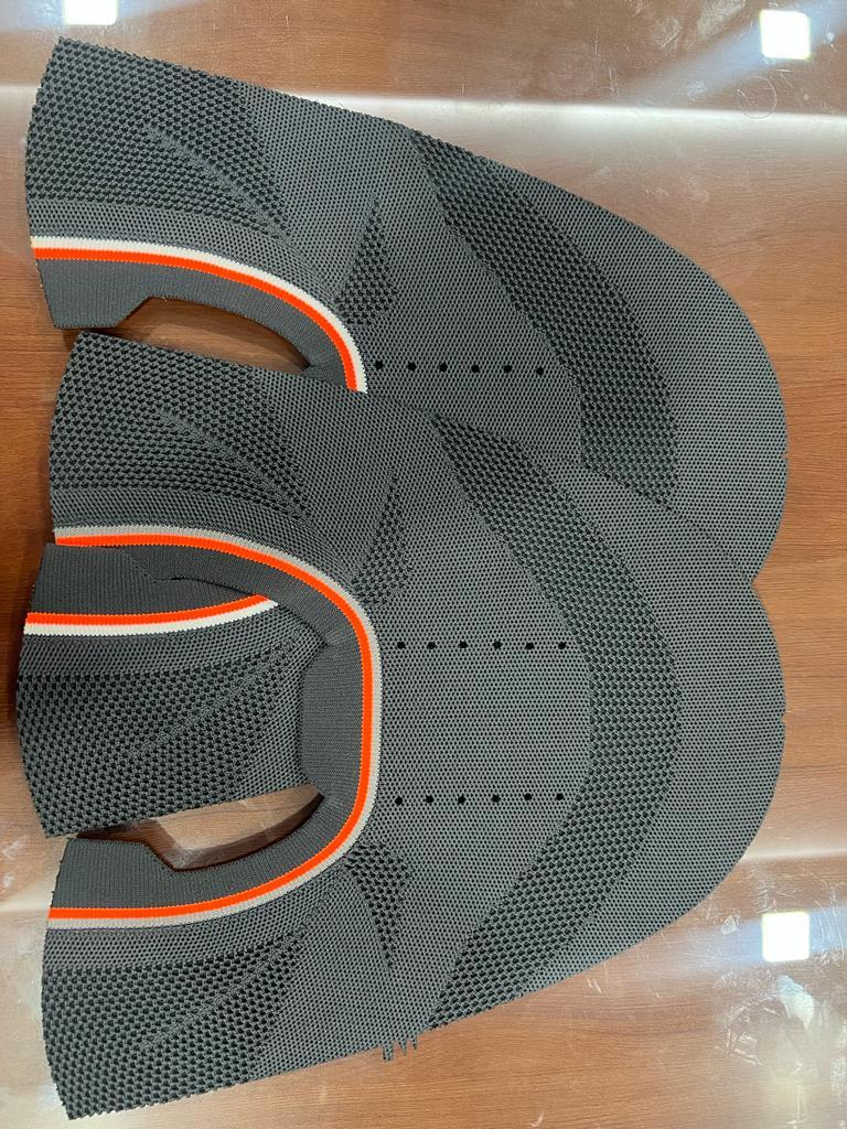 Grey Polyester Yarn Casual Wear Knitting Shoe Upper PSU83 in Delhi