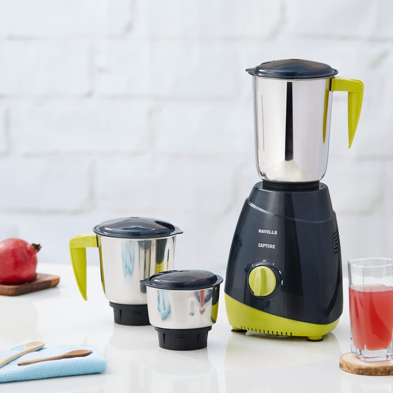 HAVELLS CAPTURE 500 Watt Juicer Mixer Grinder with Silencio Jar