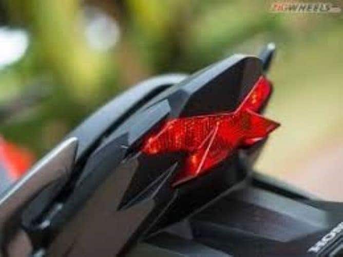 Honda Hornet Bike Tail Light in Islampur-Maharashtra at ₹ 200