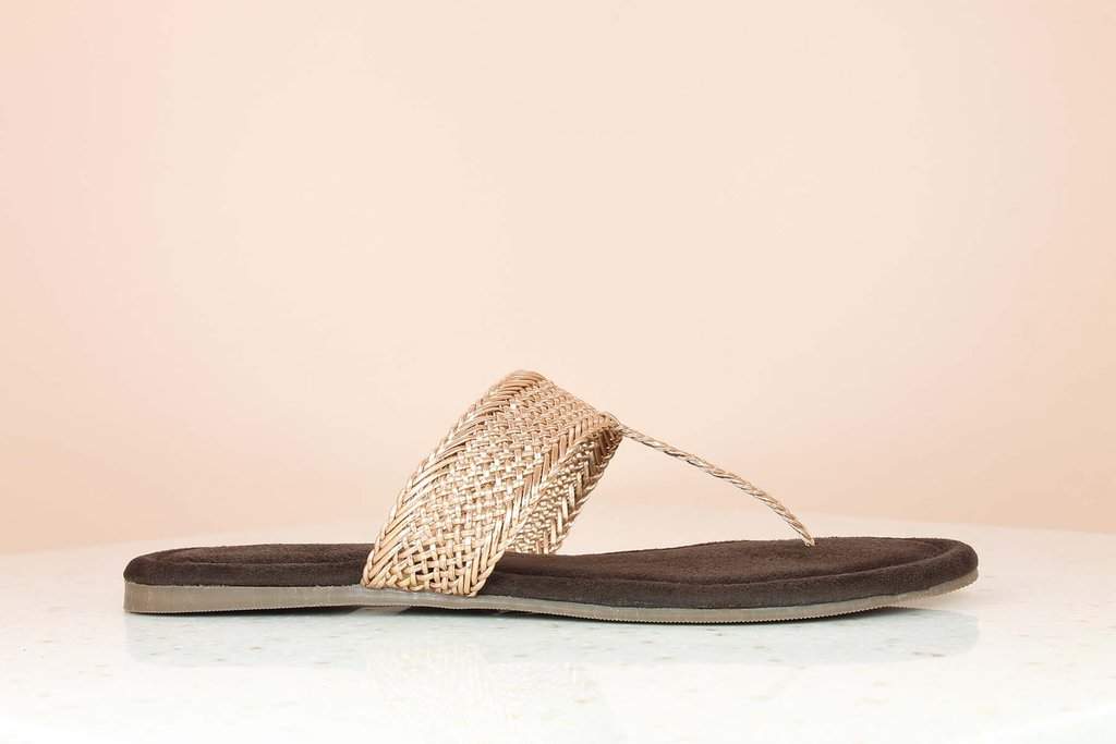 Flat Woven Thong (Rose Gold, 8) in Jodhpur at ₹ 1,495