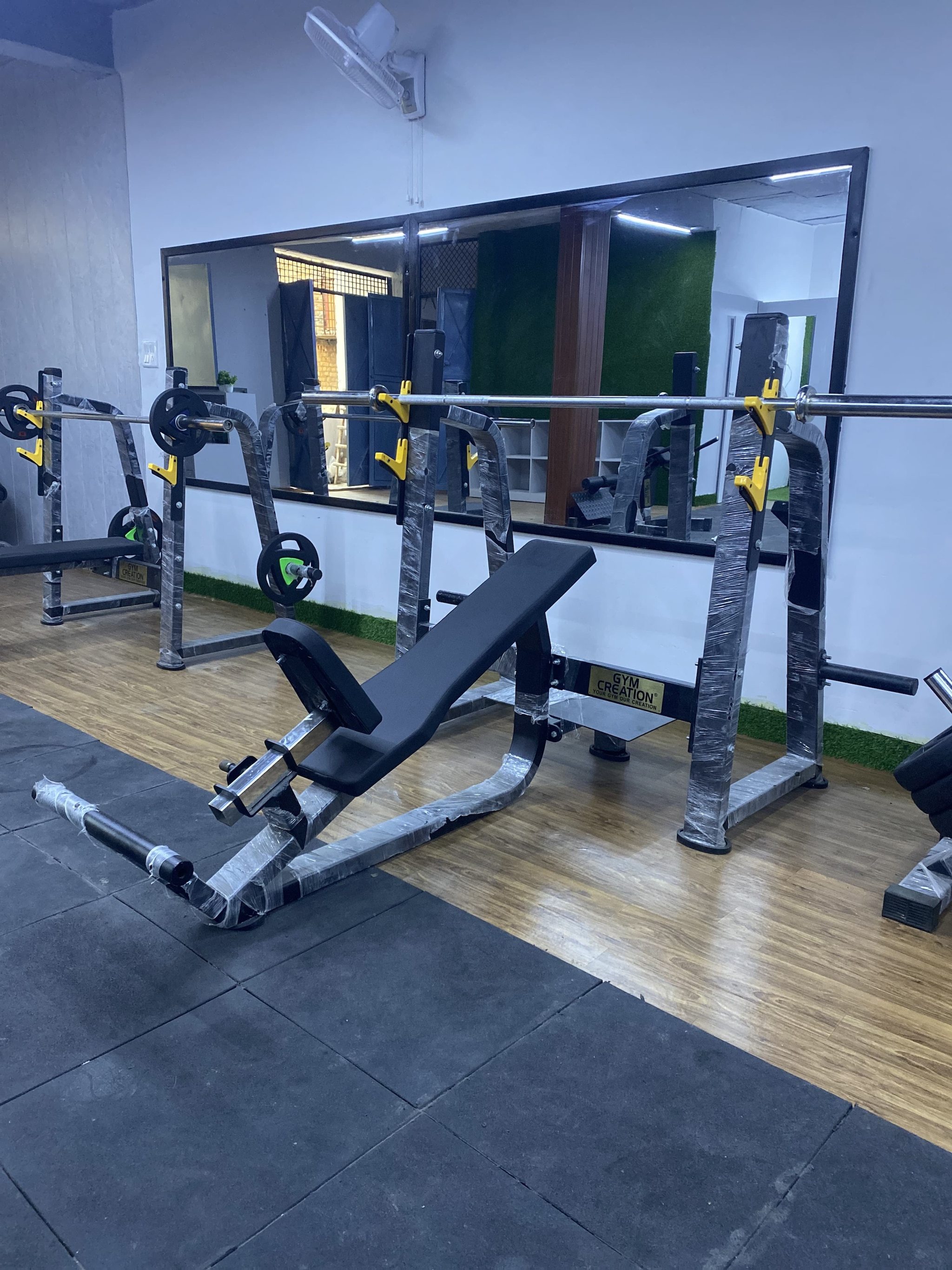 Incline Bench Press Olympic in Delhi at ₹ 16,500 Pc by Gym