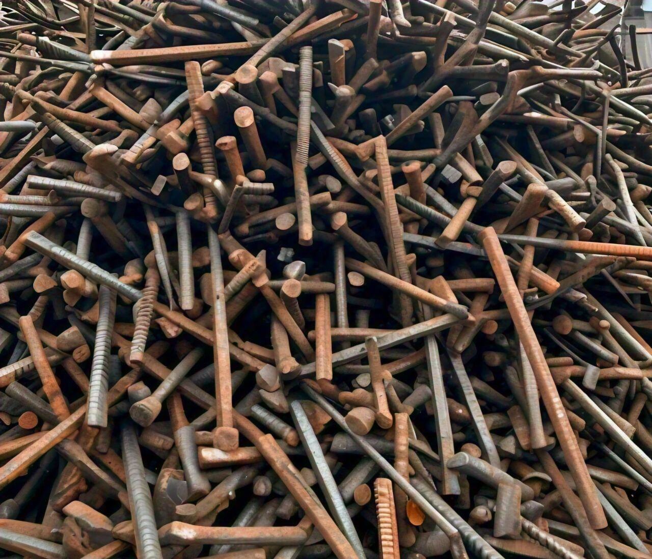Industrial Iron Rod Scrap, Recyclable in Rudrapur at ₹ 20 - ₹ 40 / Kg ...