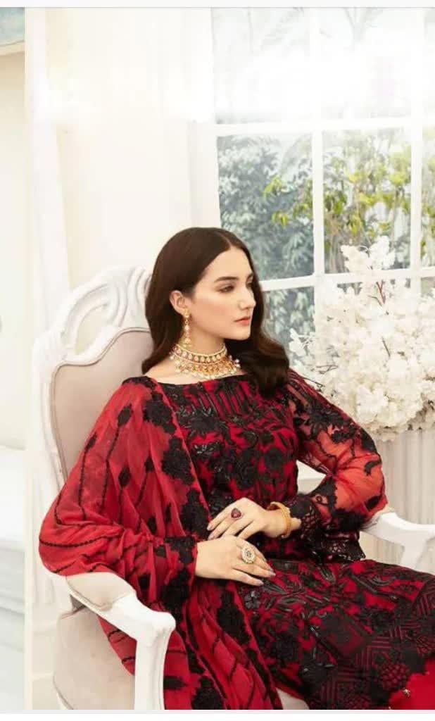 Ishita House Pakistani Embroidered Linen Dress for Women - Casual/Party  Wear, V Neck, Traditional Style, Various Sizes in Surat at  1,299 / Unit  by Ishita House Factory Outlet - Justdial