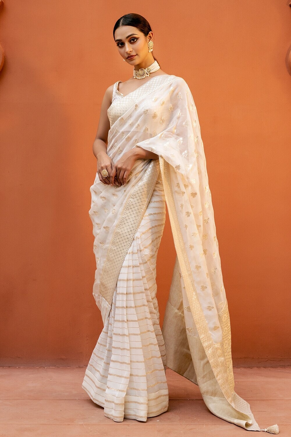 Ivory White Banarasi Brocade Patterned Saree in Varanasi at
