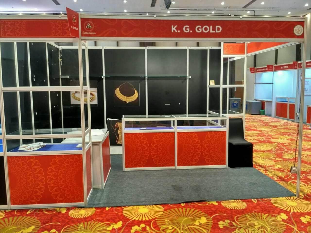 Prefabricated Exhibition Booth For Jewellery Display in Pune at