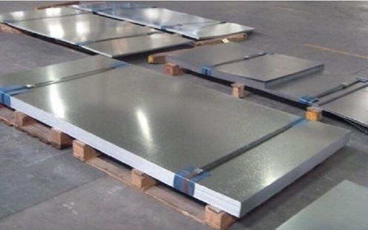 JSW Hot Rolled MS Galvanized Sheet, Thickness: mm, Size: X