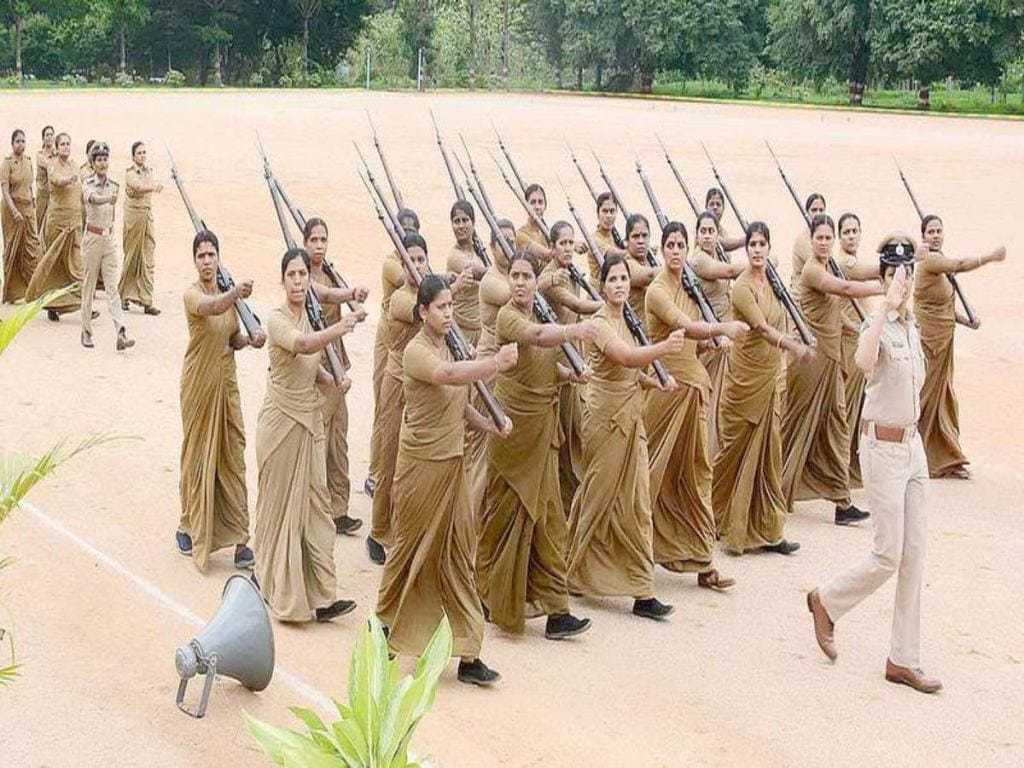 Ladies Constable Saree Uniform in Pune at  80 -  250 / Pc by Mihir  Industries - Justdial