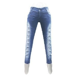 Ladies Designer Jeans in Bangalore at ₹ 1,000 Unit by Amvesh