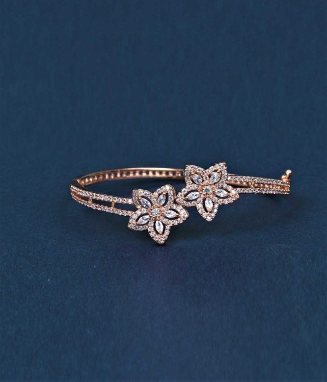 Ladies Rising Star Rose Gold Bracelet in Bangalore at ₹ 1,151