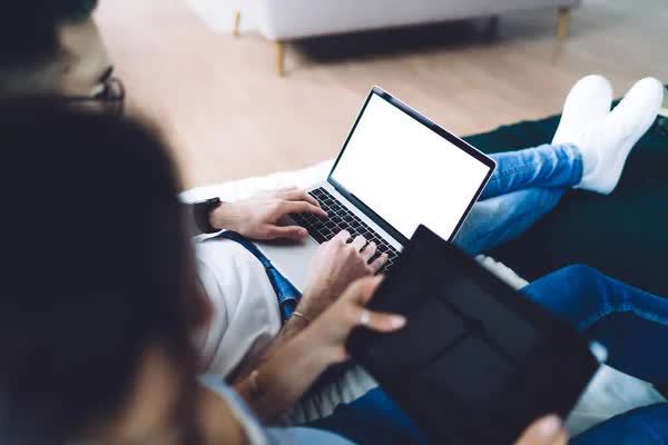 Laptop Hang Issue in Delhi at best price by Temptation Computer System ...