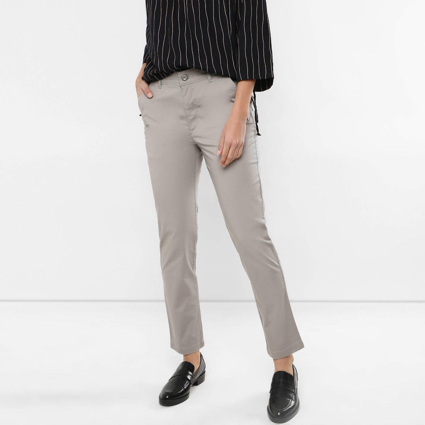levi womens chinos
