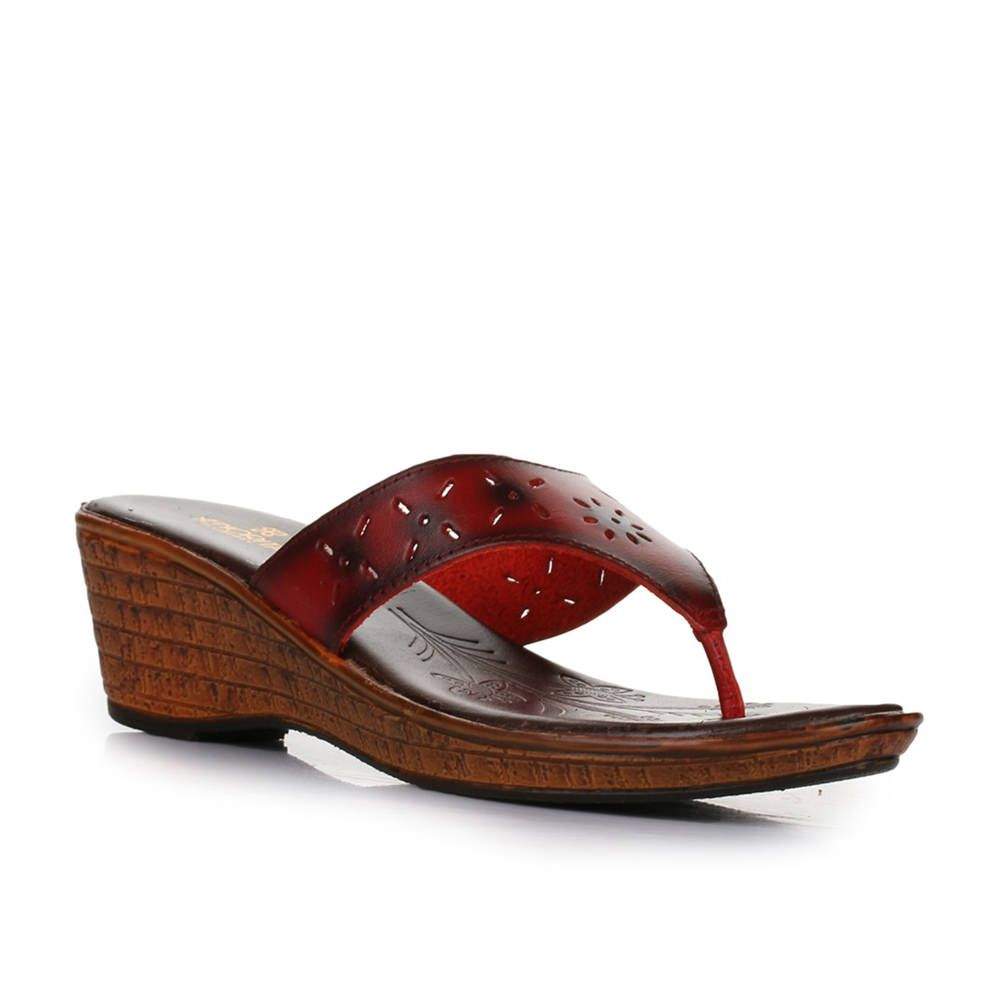 Liberty Senorita Women's Casual Thong (Size 6, Red) in Amravati at