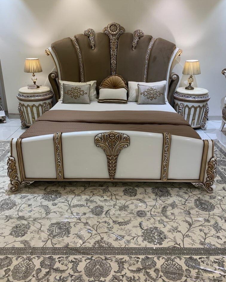 Luxury Carving King Size Bed With Side Table White Color in Delhi