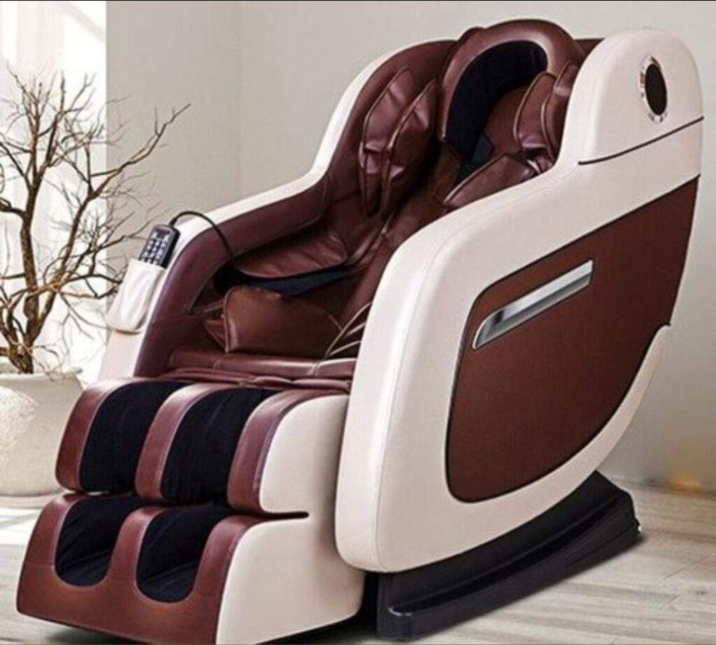 Electric Velvet Massage Chair, 250 Watts, 168Ã‚Â° Reclining Angle