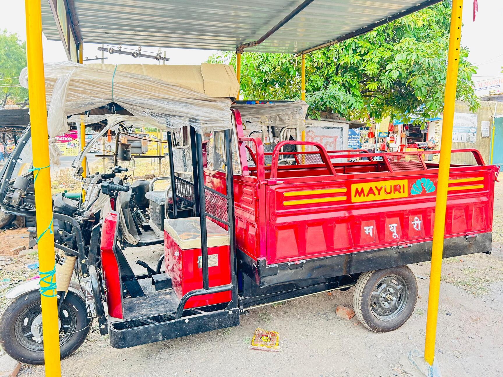 Mayuri E Cart Loader in Chas at ₹ L ₹ L Unit by