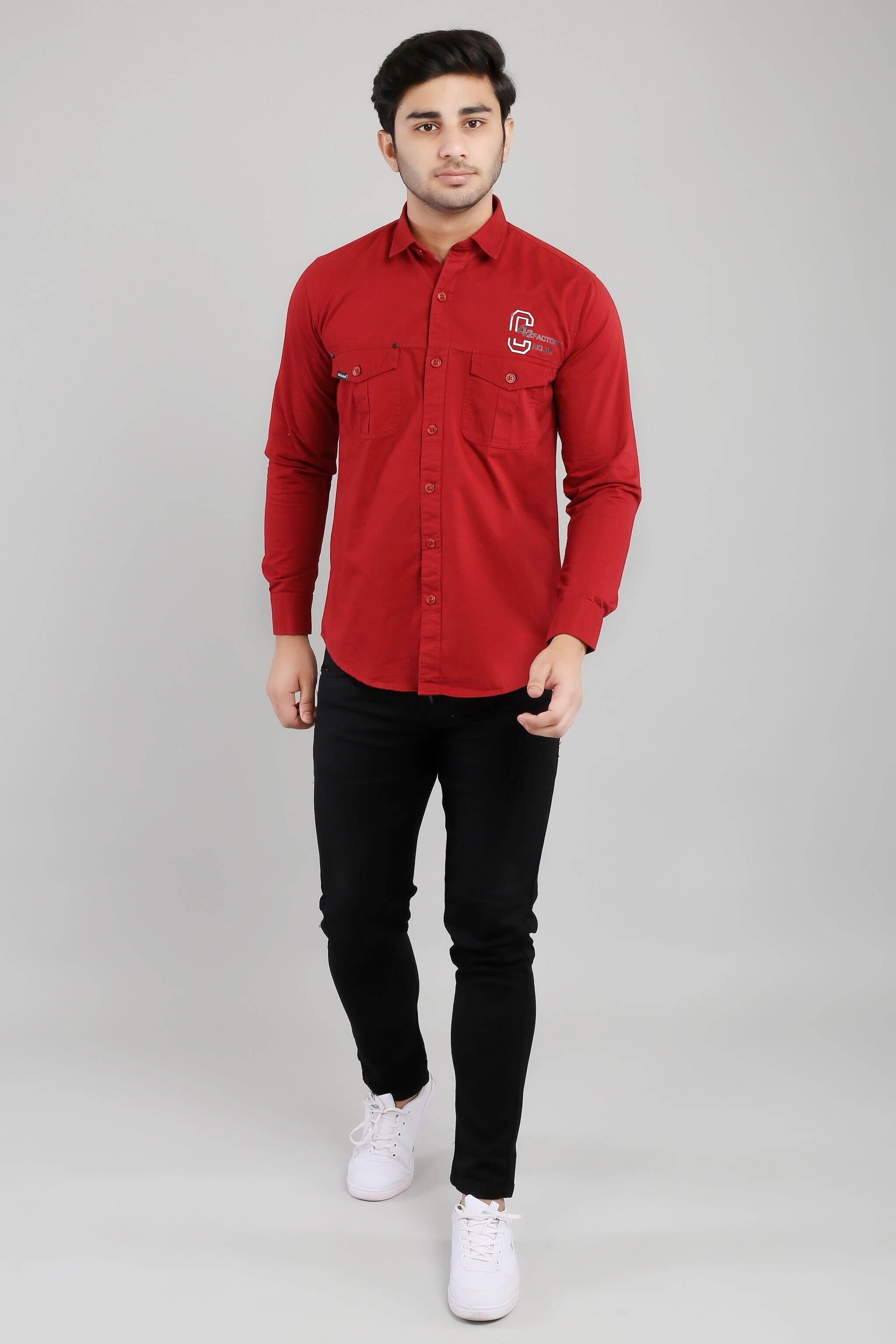 Men Red Spread Collar Solid Casual Shirt in Delhi at ₹ 500