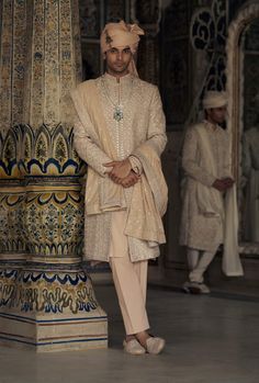 Men's Silk Mirror Work Sherwani S-XL in Delhi at ₹ 4,000